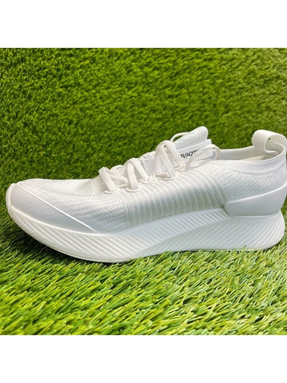 Allbirds Tree Gliders Womens Size 7 White Athletic Running Knit Shoes Sneakers